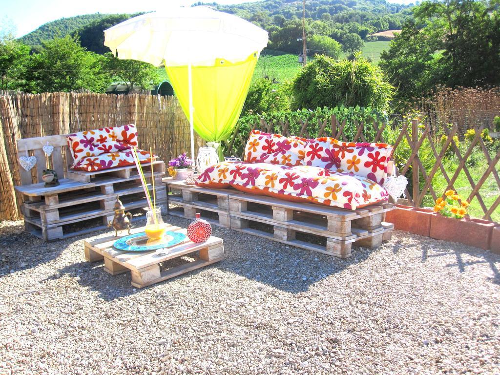 La Pietra Rara B&B Montone  Buitenkant foto