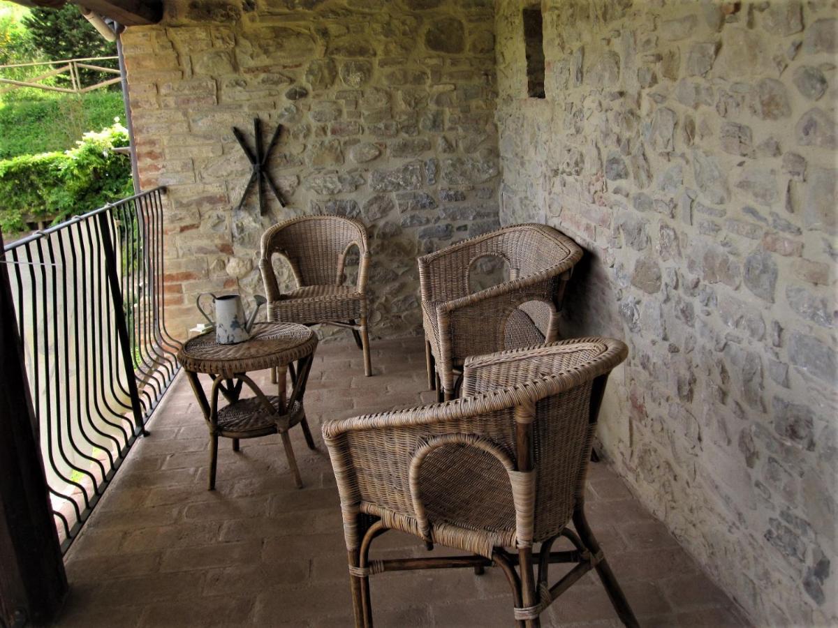 La Pietra Rara B&B Montone  Buitenkant foto