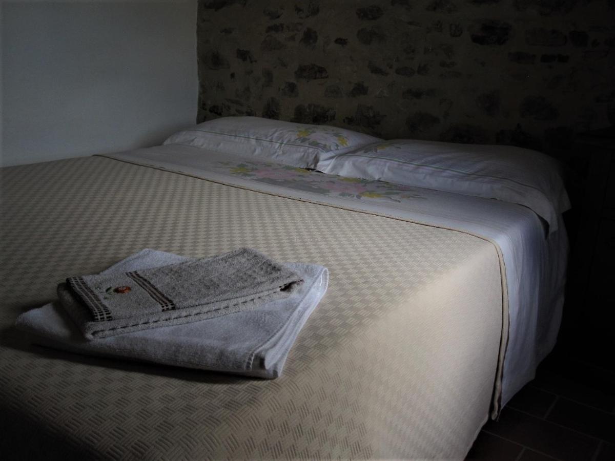 La Pietra Rara B&B Montone  Buitenkant foto